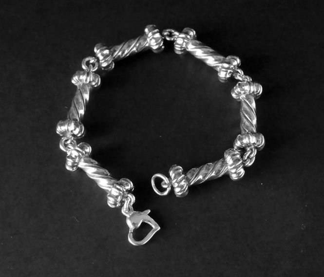 Hovedbilde Bispestol armbånd