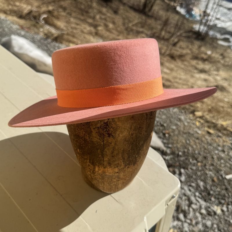 Spansk hatt rosa