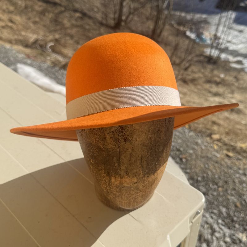 Rund pull hatt orange