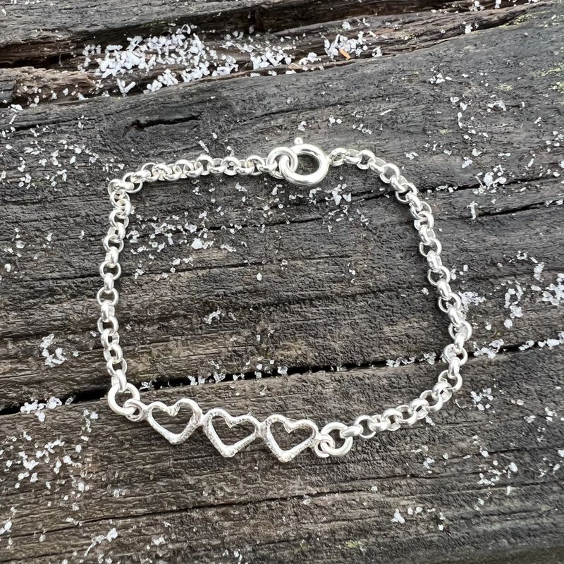 Kjærlighetskvisten armbånd små hjerte