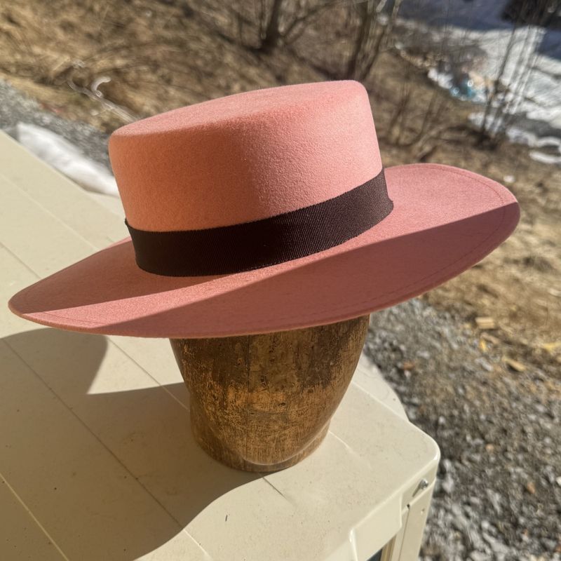Spansk hatt rosa